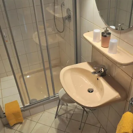 Baumgartner 아파트 *